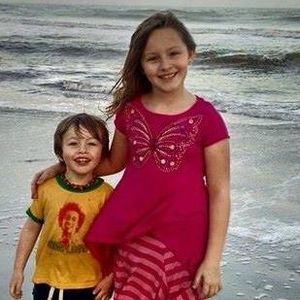 Meet your Posher, Pinky